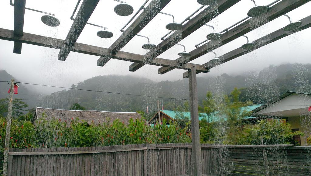Kinabalu Poring Vacation Lodge Kampung Poring Bagian luar foto