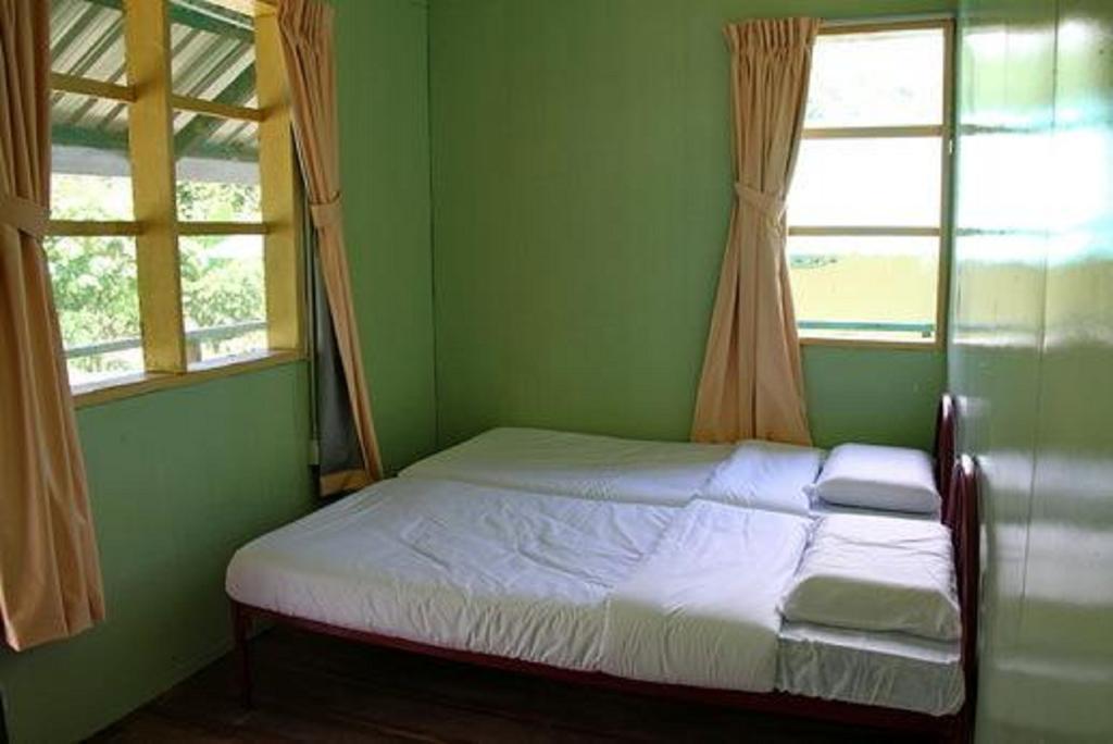 Kinabalu Poring Vacation Lodge Kampung Poring Bagian luar foto